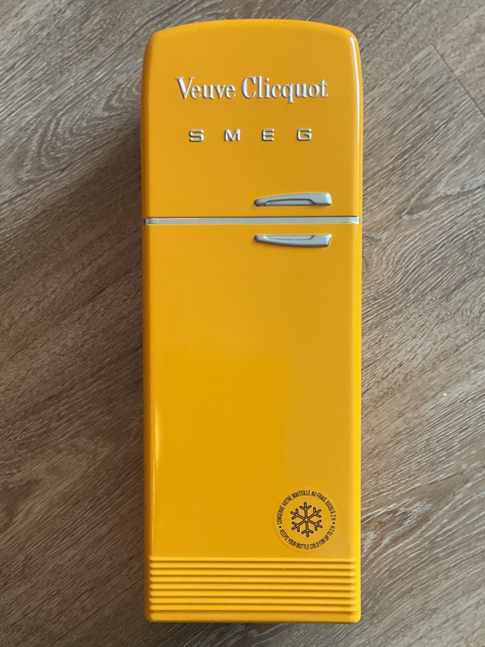 SMEG VEUVE CLICQUOT CHAMPAGNE FRIDGE